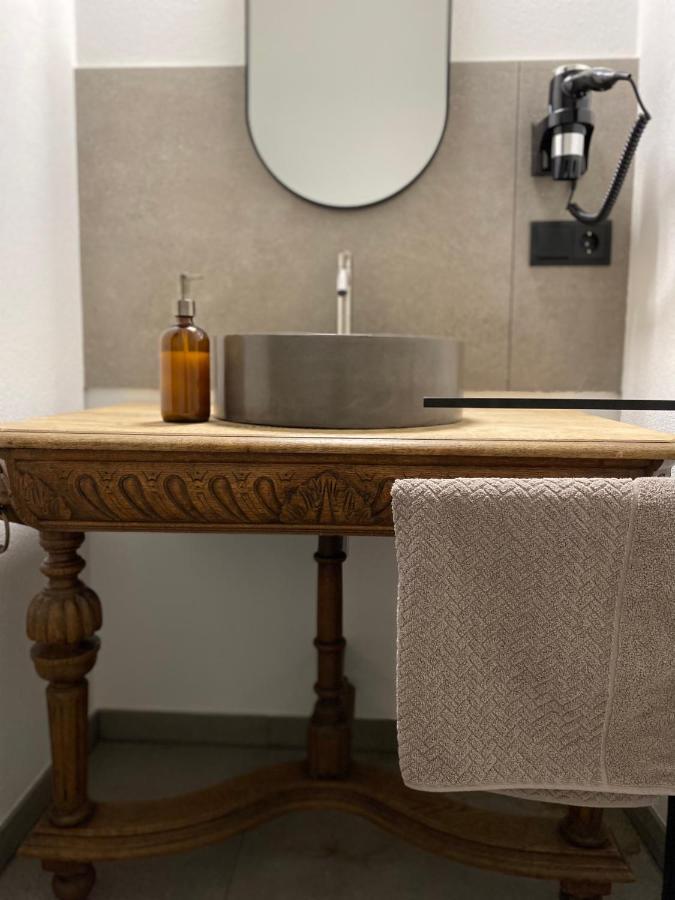Sonnenhof 1737 - Ferienzimmer & Apartments Barbelroth Esterno foto