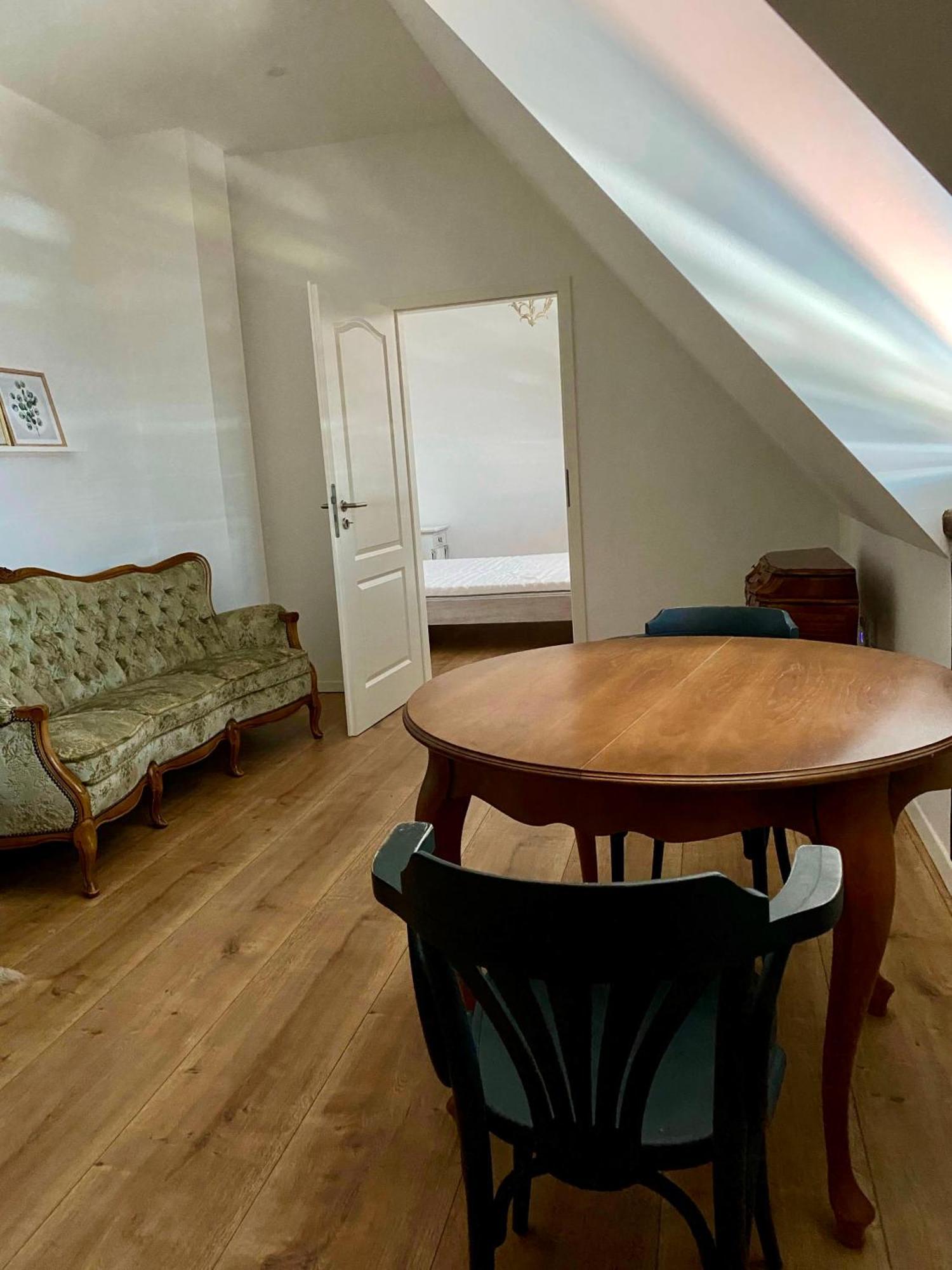 Sonnenhof 1737 - Ferienzimmer & Apartments Barbelroth Esterno foto